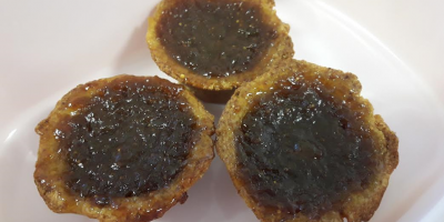 Mini krostatine iz polnozrnate moke in marmelade